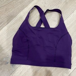 Lululemon sports bra - excellent condition- size 6